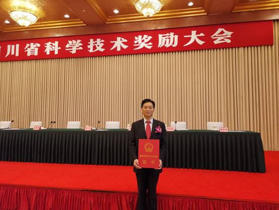 【杰出科学家故事】陈代文:献身猪营养事业 一辈子干好一件事